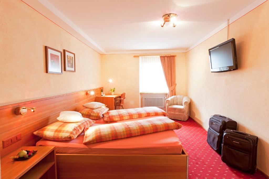 Albergo Croce Bianca Poschiavo Room photo